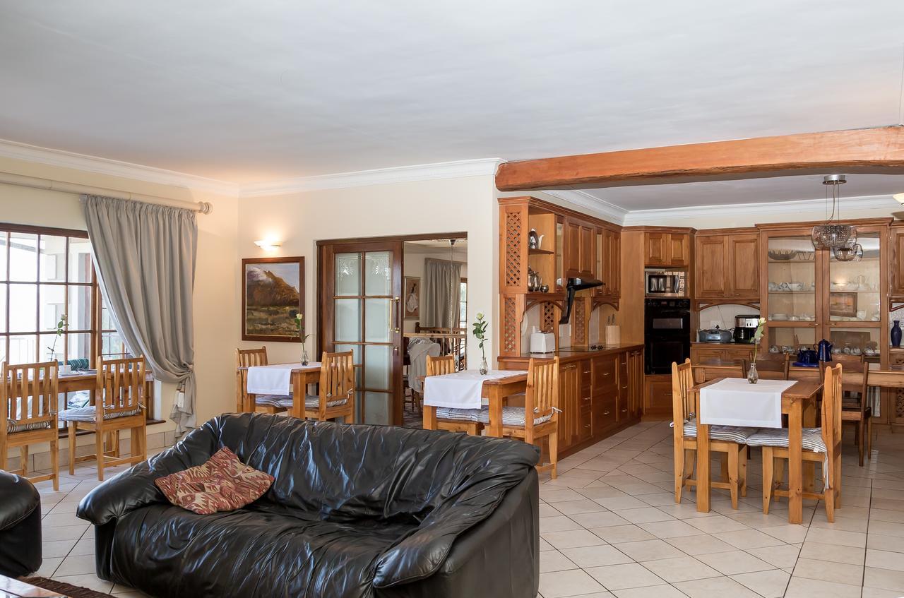 מלון קניסנה Moncrieff Manor מראה חיצוני תמונה